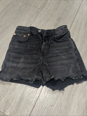 American Eagle Outfitters Black Frayed-Hem Denim Shorts size 000